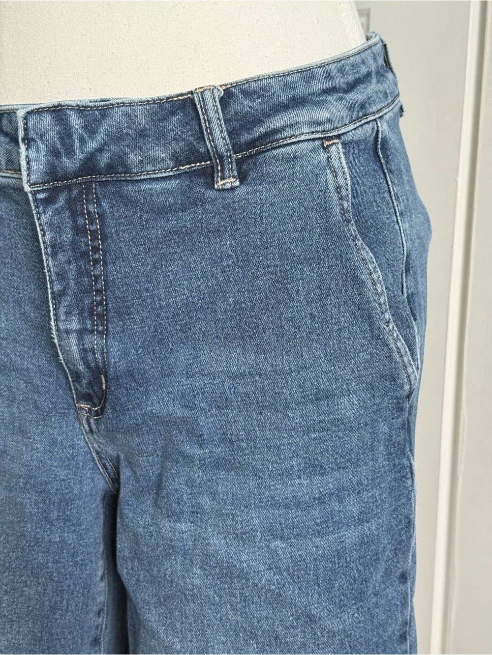 Classic Women’s Blue Denim Jeans
